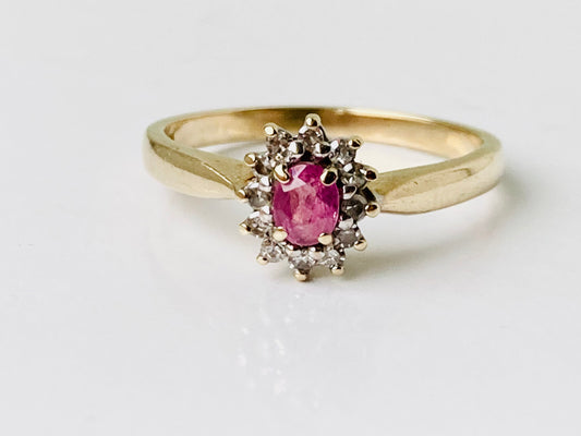 9ct Gold Pink Sapphire & Diamond Ring