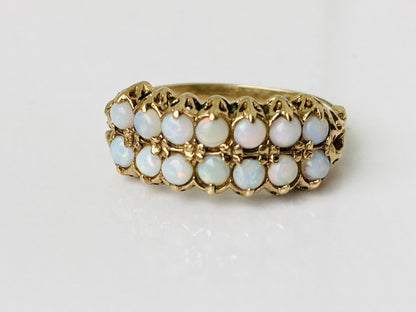 Vintage 9ct Gold Opal Ring