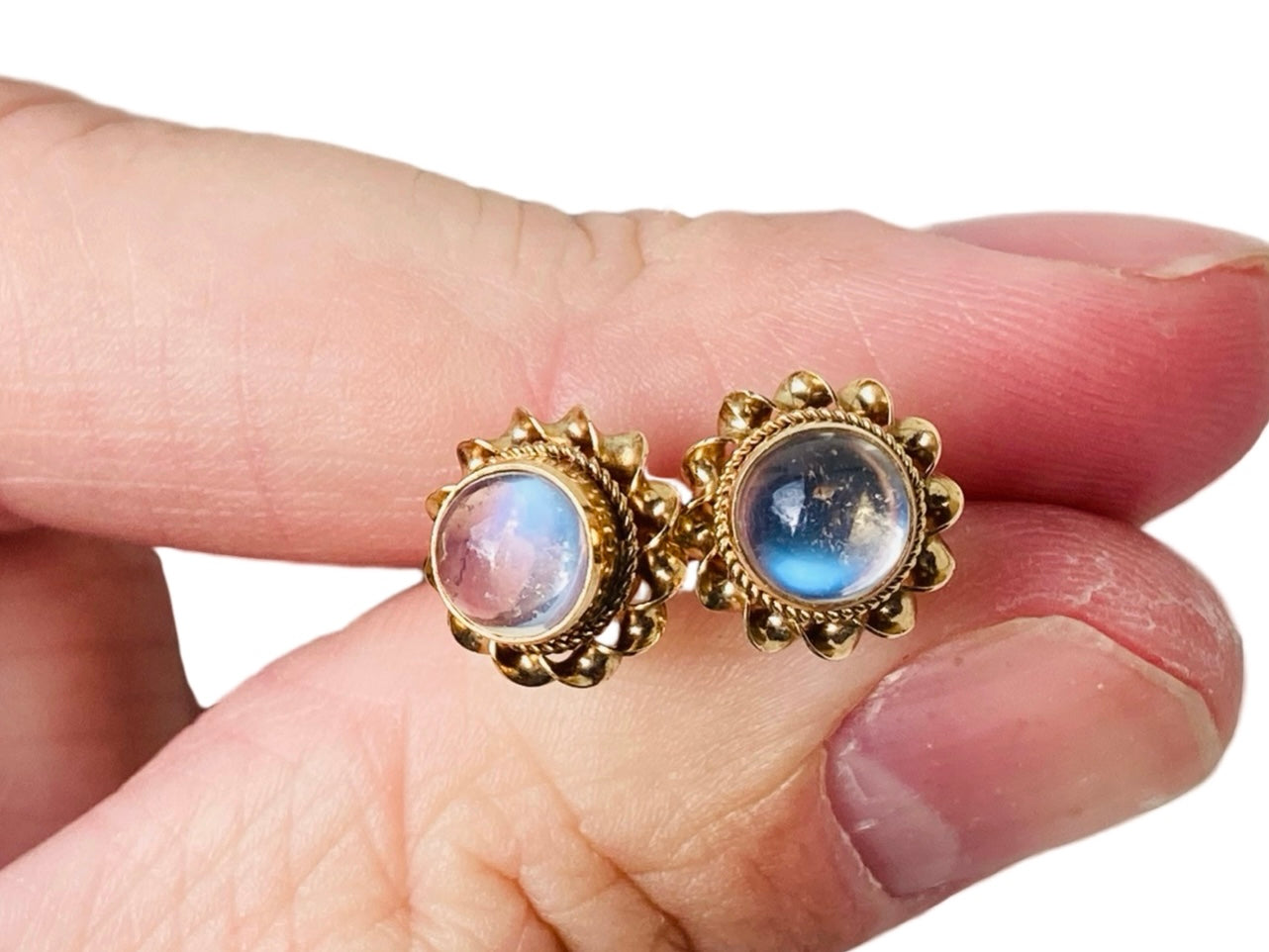 Vintage 9ct Gold Moonstone Earrings