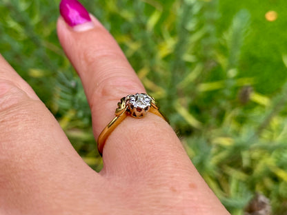 Antique 18ct Gold Diamond Ring