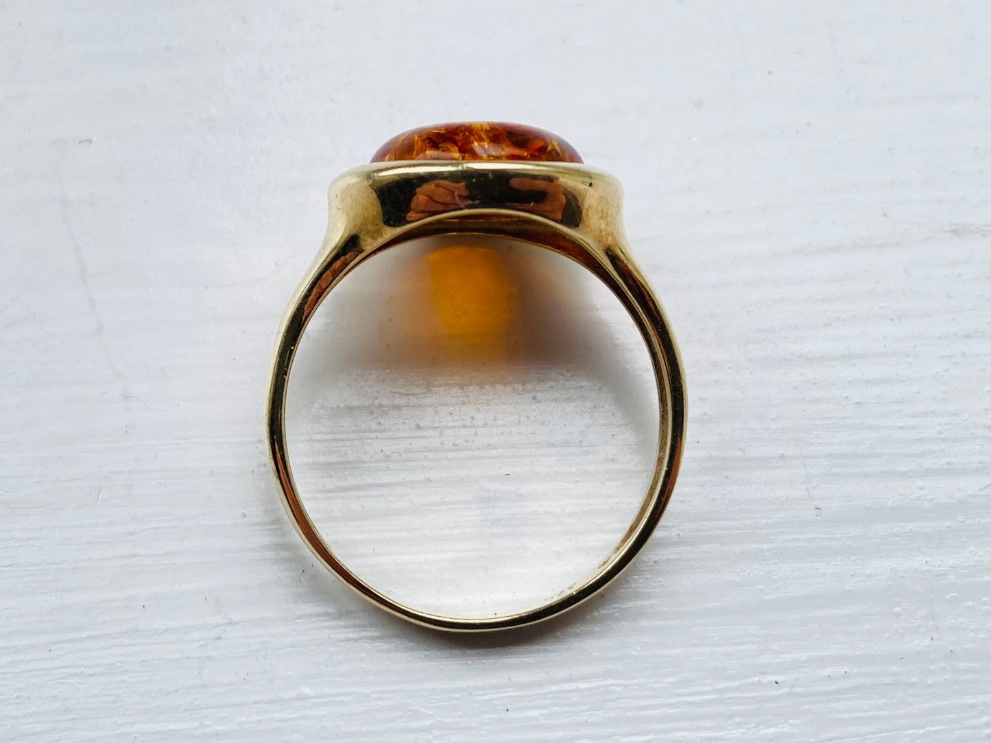 9ct Gold Amber Ring