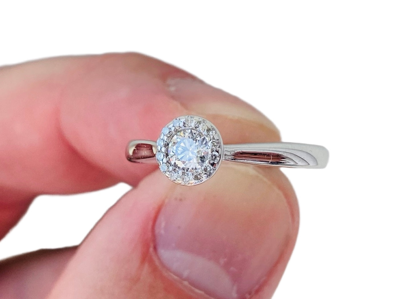 18ct Gold Kissing Diamond Ring