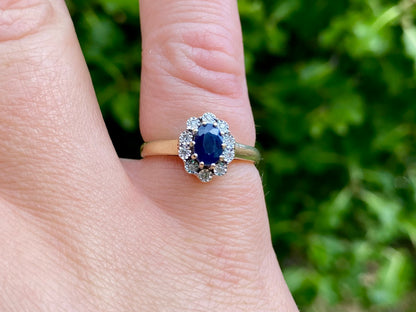 9ct Gold Sapphire & Diamond Ring