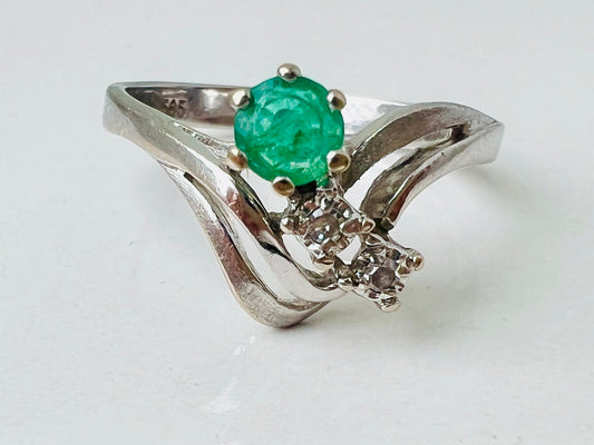 14ct Gold Emerald & Diamond Ring