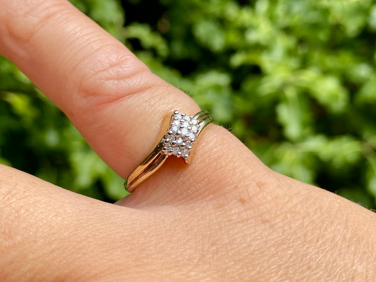 9ct Gold Diamond Ring