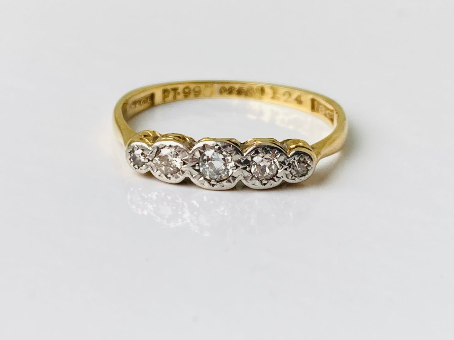 Antique 18ct Gold Five-Stone Diamond Ring