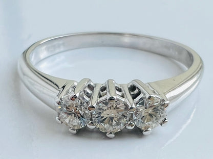 18ct Gold Three-Stone Diamond Ring