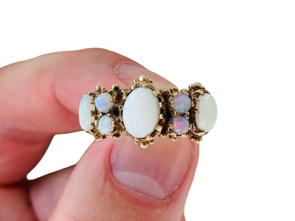Vintage 9ct Gold Opal & Diamond Ring