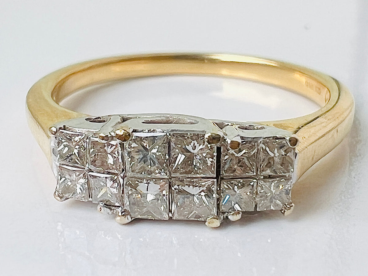 18ct Gold Diamond Ring