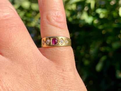 Antique 18ct Gold Ruby & Diamond Ring