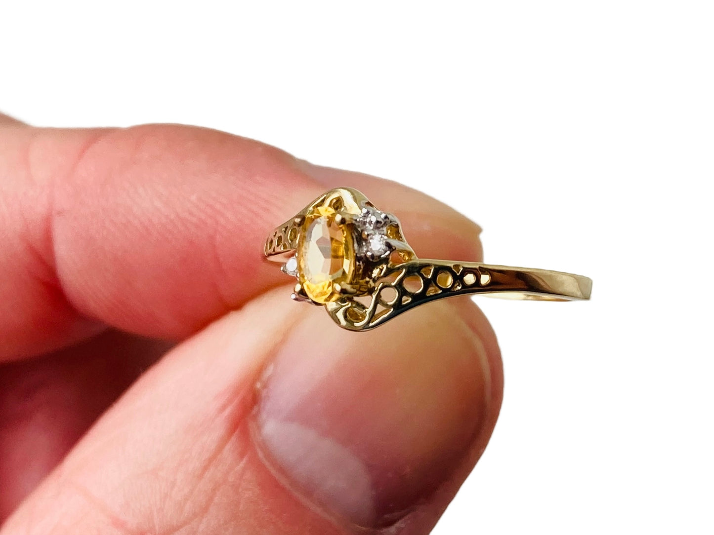 9ct Gold Citrine & Diamond Ring