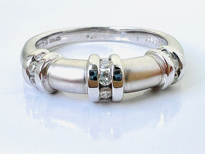 18ct Gold Diamond Ring