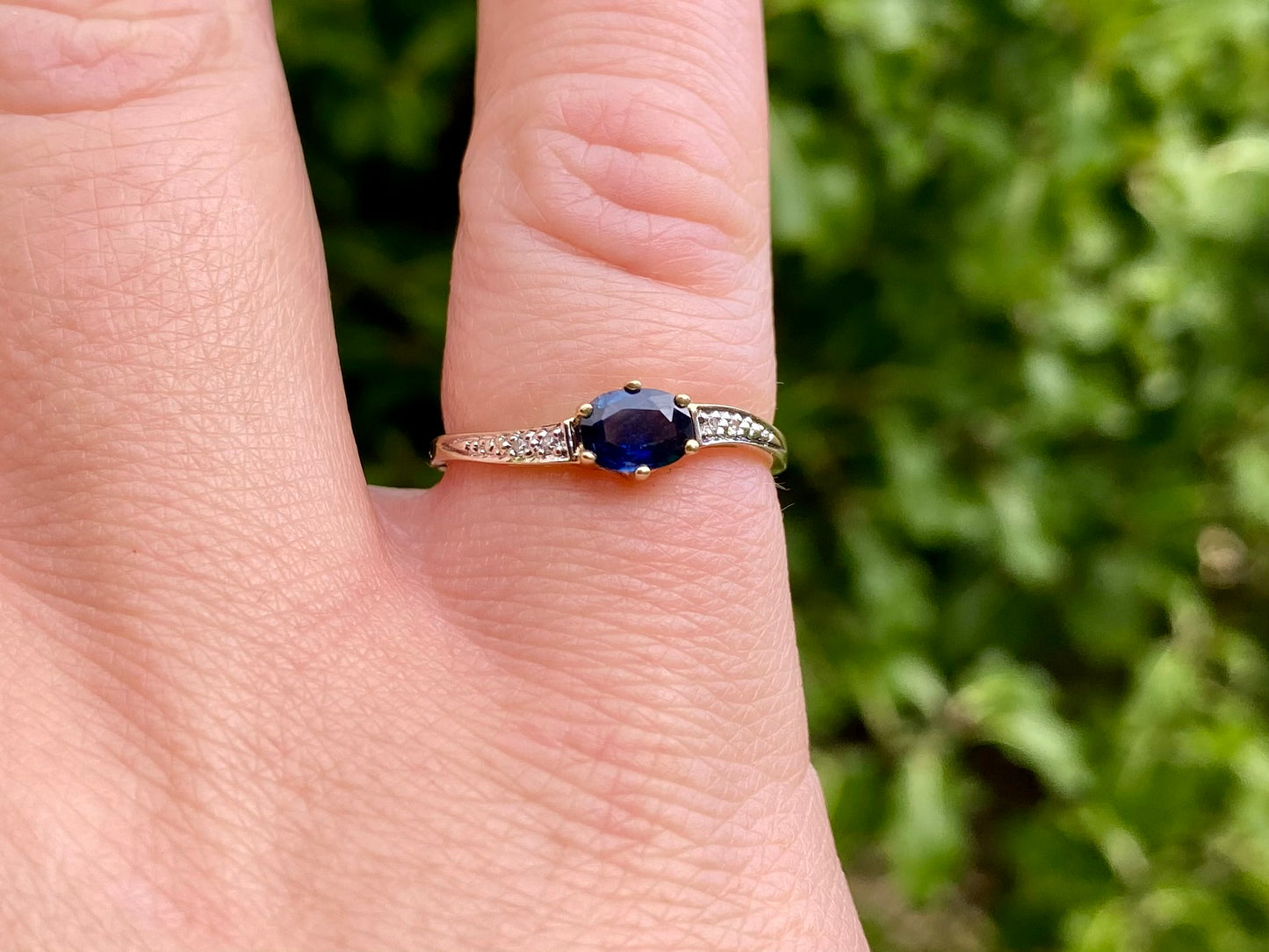 Vintage 9ct Gold Sapphire & Diamond Ring