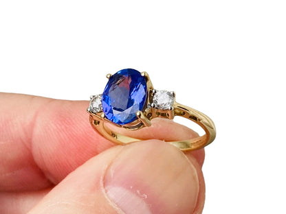 14ct Gold Tanzanite & Diamond Ring