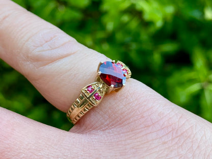 9ct Gold Garnet & Ruby Ring