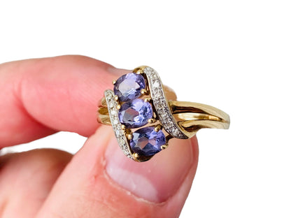 9ct Gold Tanzanite & Diamond Ring