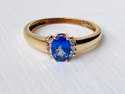 9ct Gold Tanzanite & Diamond Ring