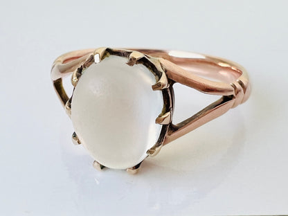 Antique 9ct Gold Moonstone Ring