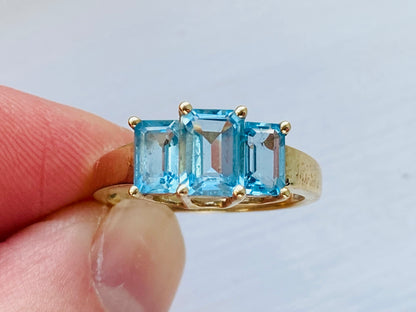 9ct Gold Topaz Ring