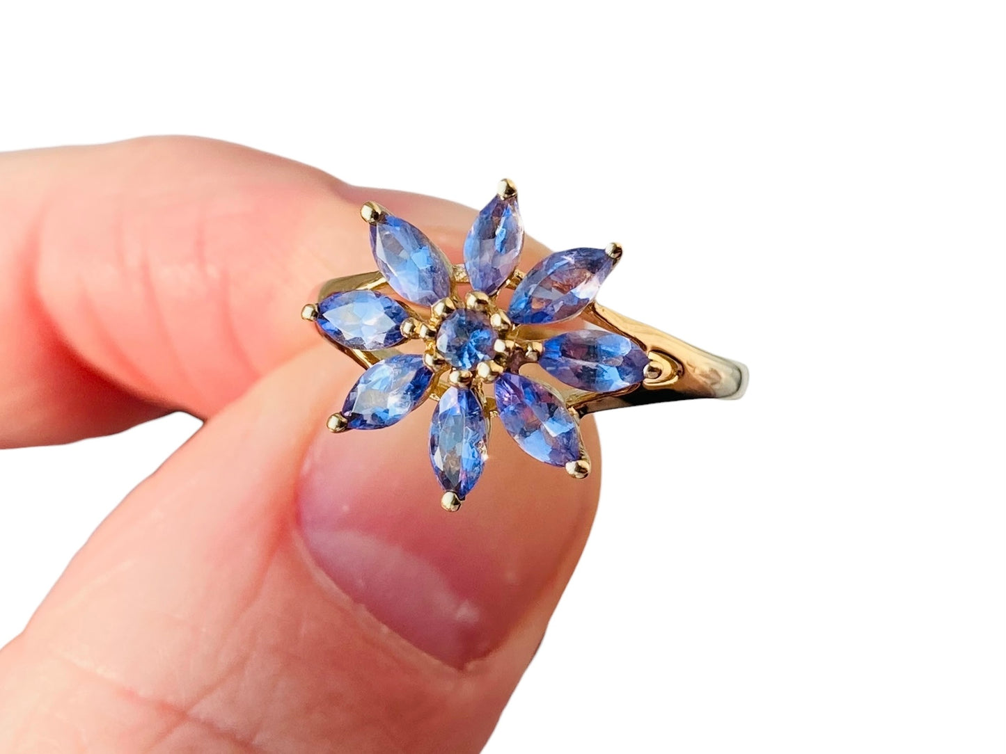 9ct Gold Tanzanite Ring