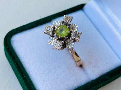 9ct Gold Peridot & Diamond Ring