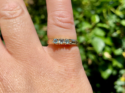 9ct Gold Green Sapphire Ring