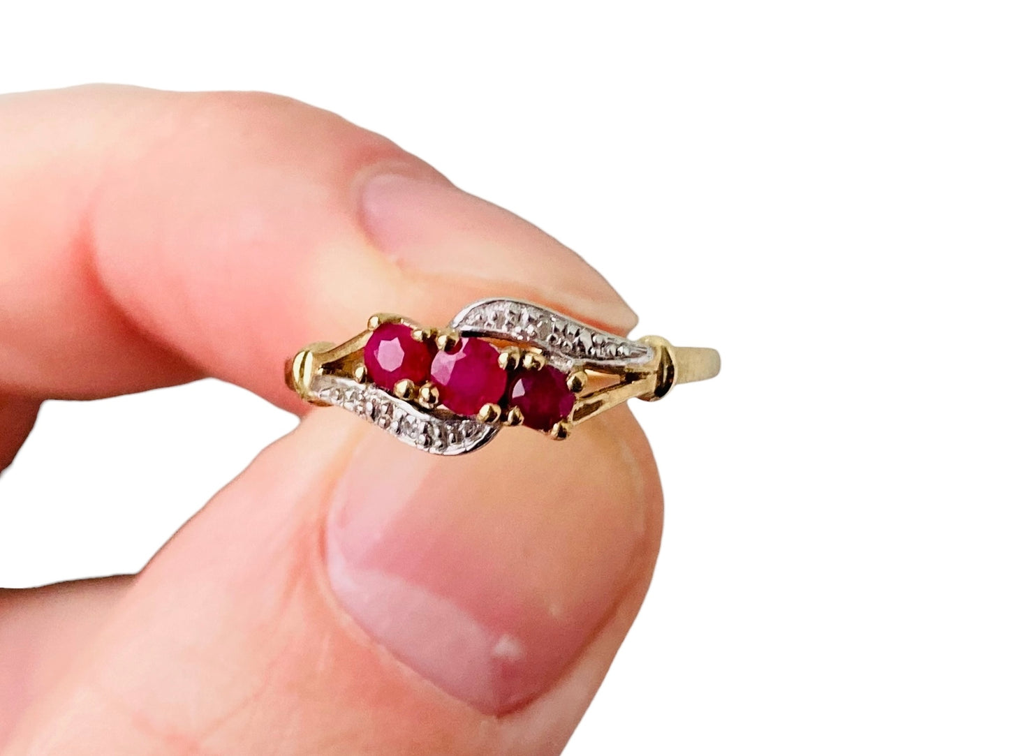 9ct Gold Ruby & Diamond Ring