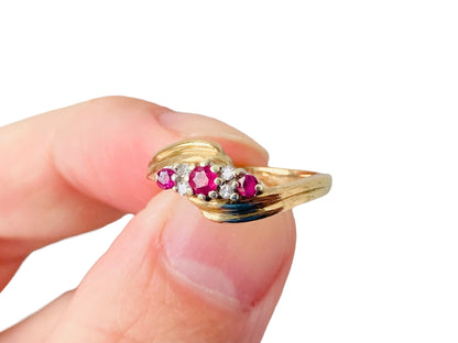 9ct Gold Ruby & Diamond Ring