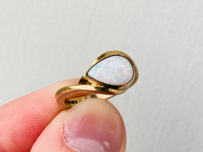 Vintage 9ct Gold Opal Ring