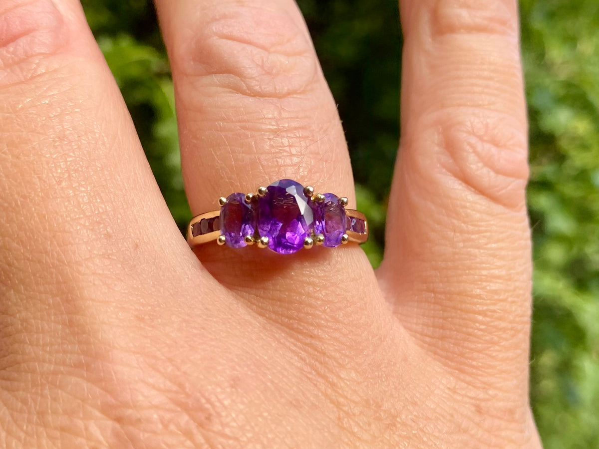 9ct Gold Amethyst Ring
