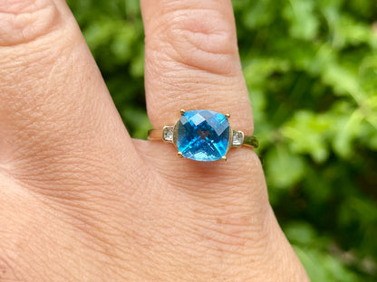 9ct Gold Topaz & Diamond Ring