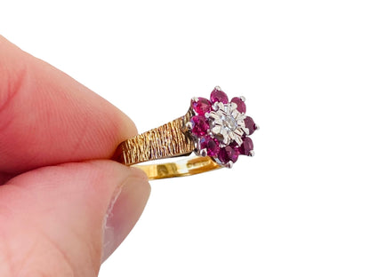 Vintage 18ct Gold Ruby & Diamond Ring