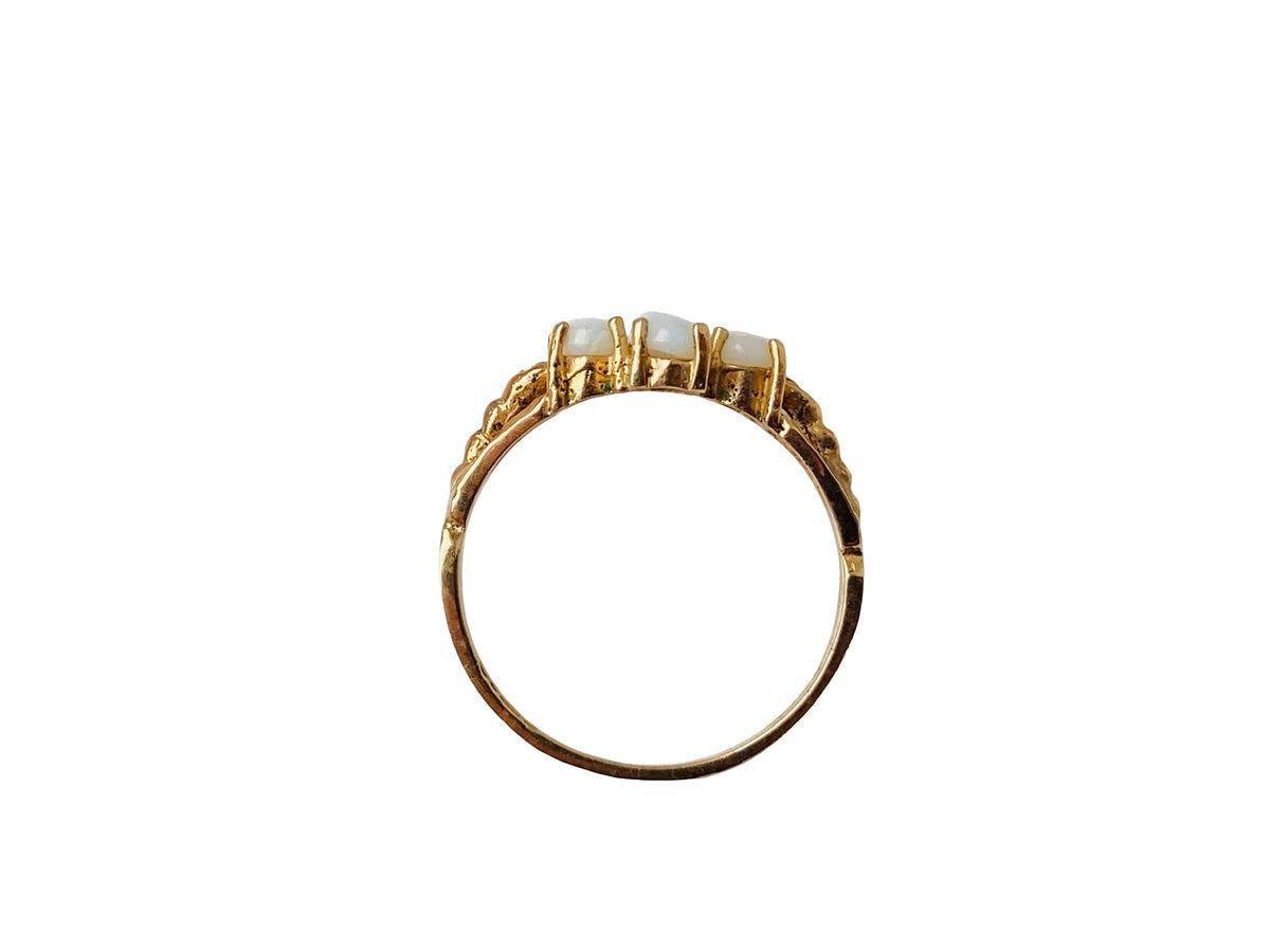 Vintage 9ct Gold Opal Ring