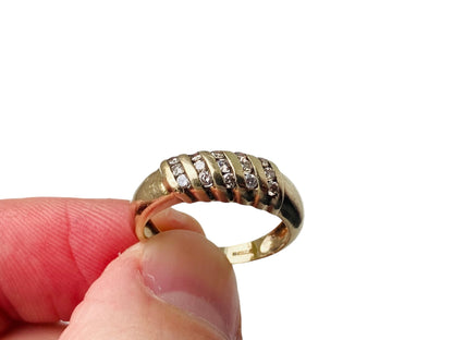 9ct Gold Diamond Ring