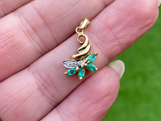 14ct Gold Emerald & Diamond Pendant