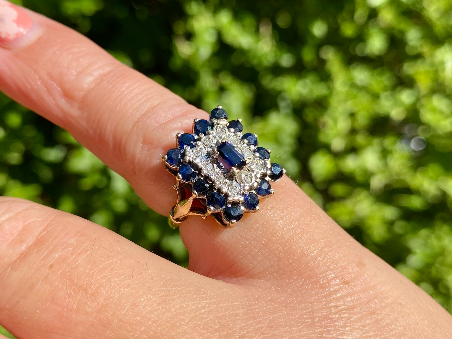 Vintage 9ct Gold Sapphire & Diamond Ring