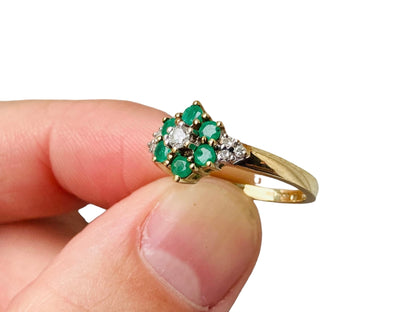 9ct Gold Emerald & Diamond Ring