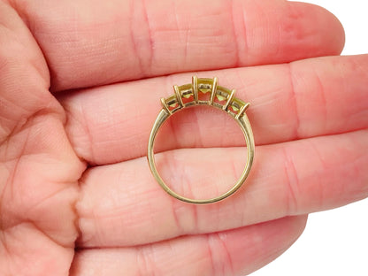 9ct Gold Peridot Ring
