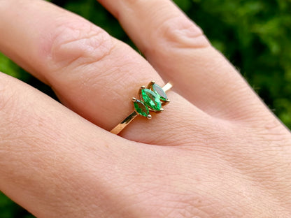 9ct Gold Tsavorite Garnet Ring