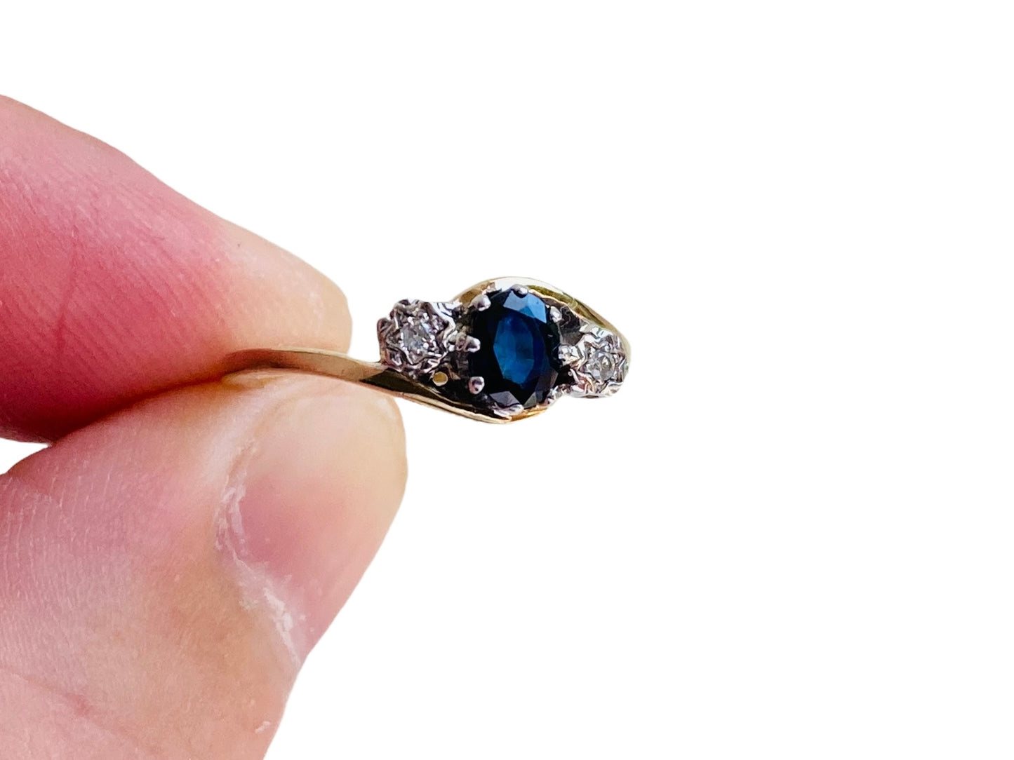 9ct Gold Sapphire & Diamond Ring