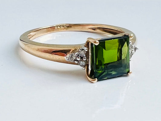 9ct Gold Tourmaline & Diamond Ring