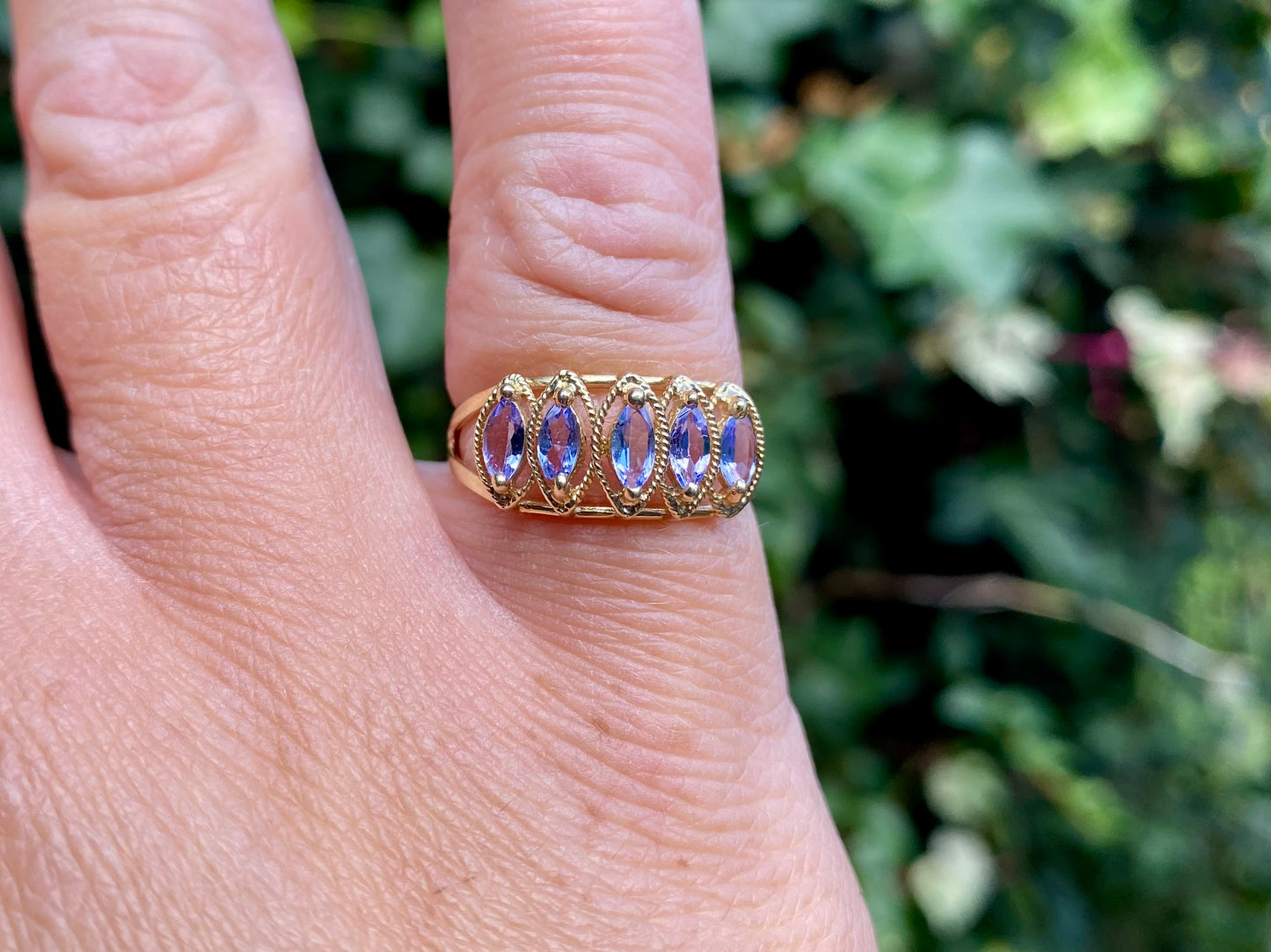 9ct Gold Tanzanite Ring