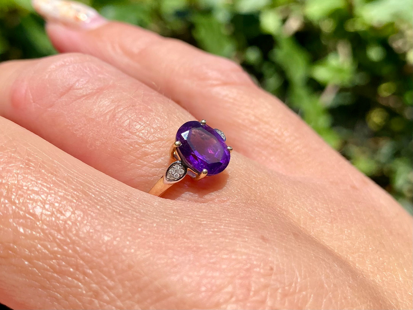 9ct Gold Amethyst & Diamond Ring