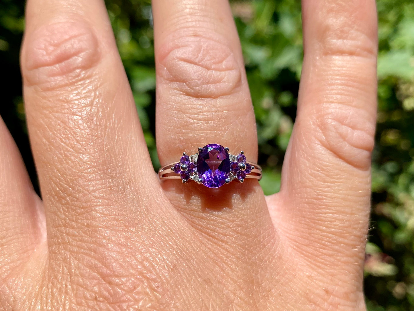 9ct Gold Amethyst & Diamond Ring