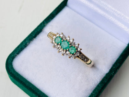 9ct Gold Emerald & Diamond Ring