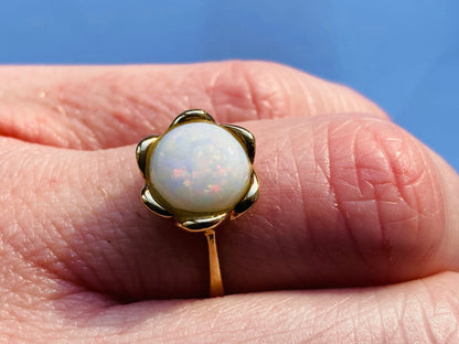 9ct Gold Opal Ring