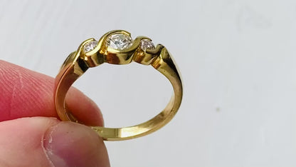 18ct Gold Diamond Ring