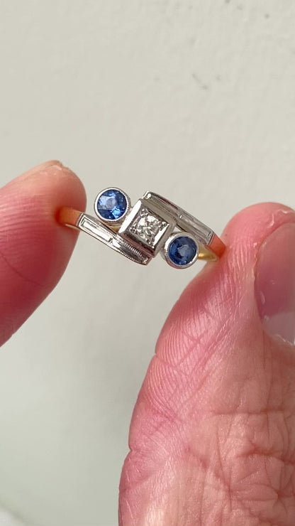 Antique Art Deco 18ct Gold & Platinum, Sapphire & Diamond Ring