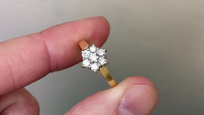 18ct Gold Diamond Daisy Ring