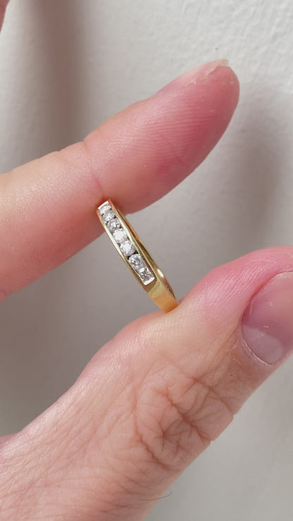 18ct Gold Diamond Ring